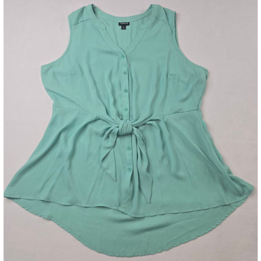 TORRID | Women | Green | Sleeveless Blouse | Size 0 or Large